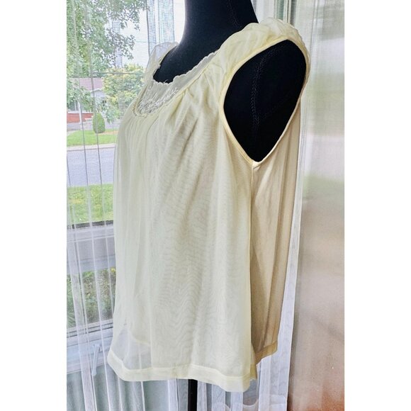 Vintage 70s sleepwear top, yellow sheer babydoll, sleeveless, double layered - Picture 5 of 10